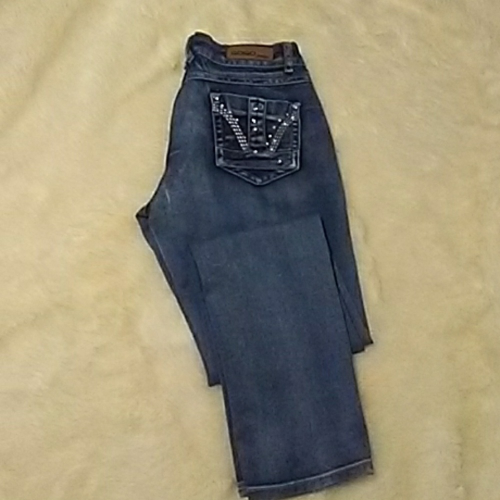 Jeans - Picture 2 of 3